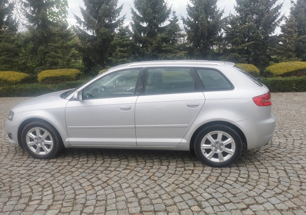 Audi A3 cena 38500 przebieg: 127250, rok produkcji 2011 z Legnica małe 106